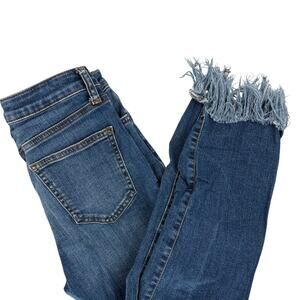 2/$30 TOPSHOP Jeans Dree Size 26 Dark Wash Raw Hem Cropped W26 / L30